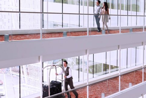 Image of guests and a Team Member at Marina Bay Sands Singapore