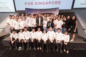 Gordon Ramsay Shares Life Lessons to Youth at Marina Bay Sands