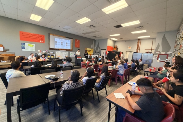 National Hispanic Institute (NHI) celebrates participants of the 2026 Las Vegas leadership development program, which is supported by Sands Cares.